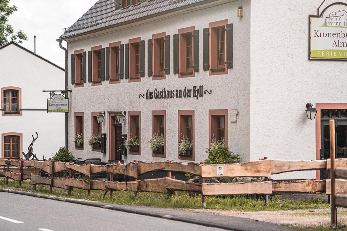 Kronenburger Alm Villa Dahlem  Bagian luar foto